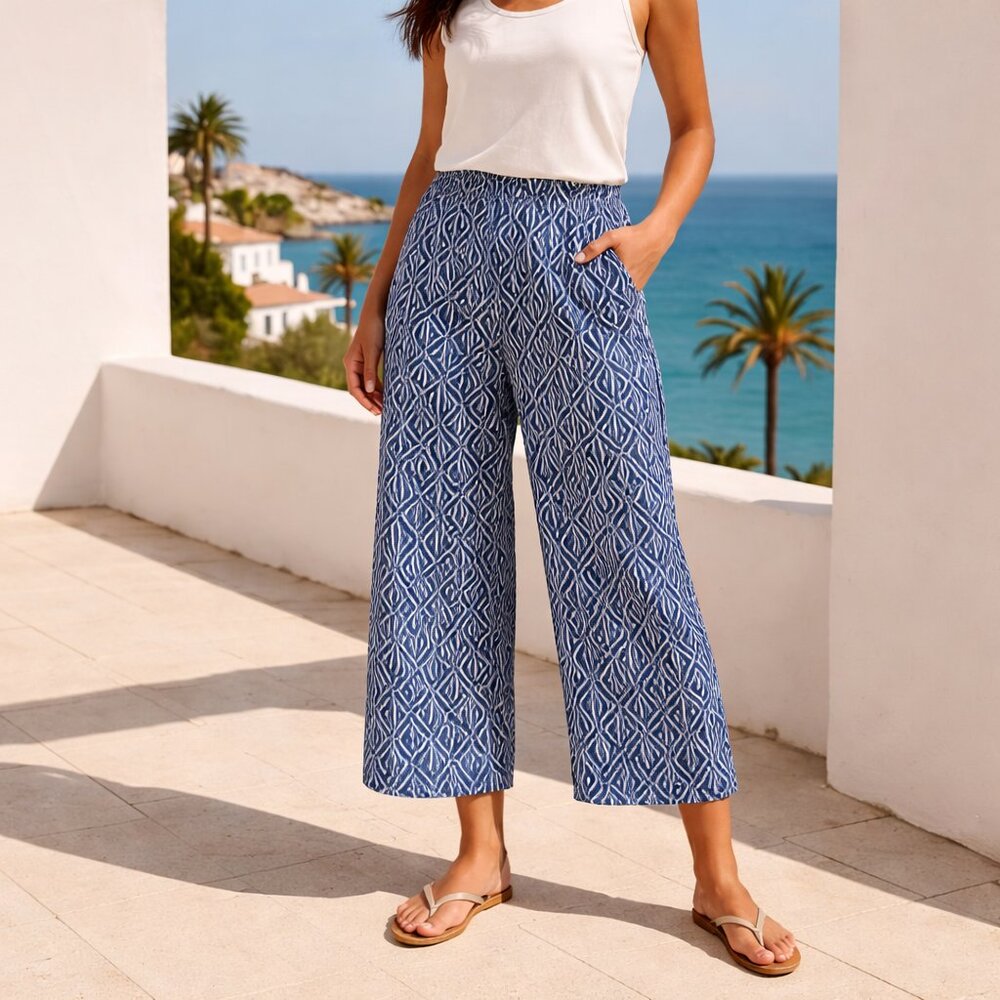 H&M Wide Leg Crop Pants Blue White Geometric Pull On Vacation Resort Beach Med